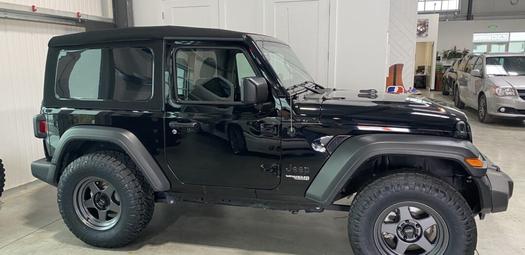 Jeep Wrangler 2021 - Image 2